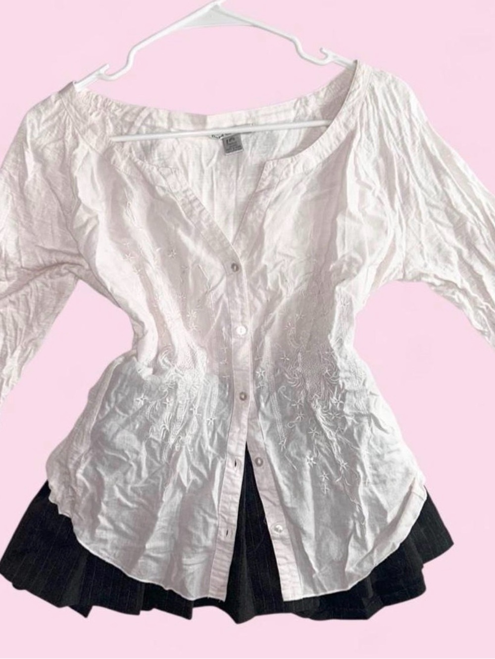 Dalia Collection pink Embroidered Button-Front Blouse